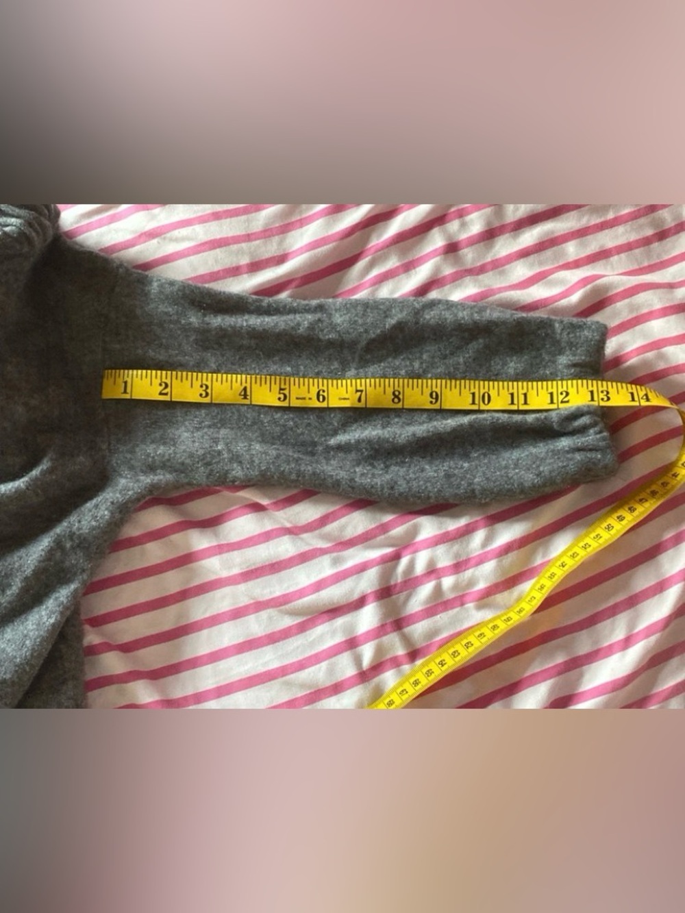 Vince Grey Boiled Cashmere Short-Sleeve Mock Neck Sweater - Perfect Condition - Picture 9 of 9